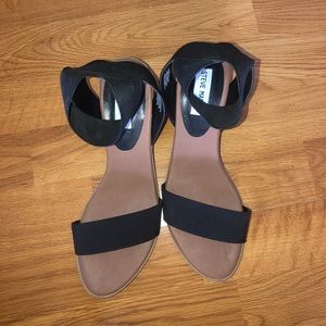 Steve Madden Loe Sandals